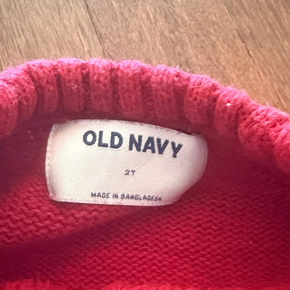 Old Navy elegant cable
